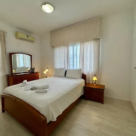 3 Bedroom Flat Central, Beach, Walking Streets Appartement *