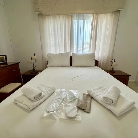 Apartment 3 Bedroom Flat Central, Beach, Walking Streets