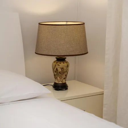 3 Bedroom Flat Central, Beach, Walking Streets * Limassol