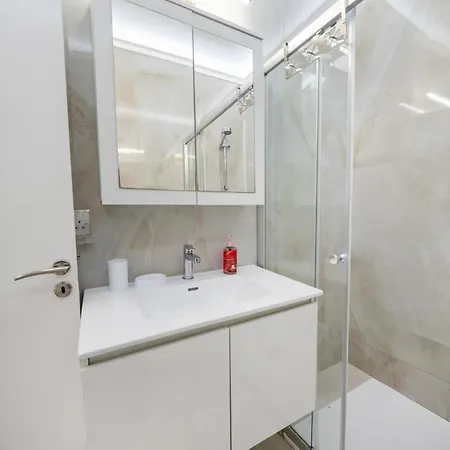 アパート 3 Bedroom Flat Central, Beach, Walking Streets リマソール