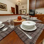 3 Bedroom Flat Central, Beach, Walking Streets Apartament *