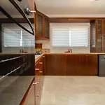 3 Bedroom Flat Central, Beach, Walking Streets Apartament