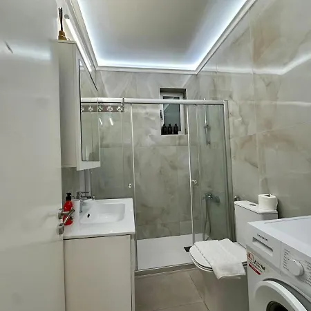 3 Bedroom Flat Central, Beach, Walking Streets Appartement Limassol