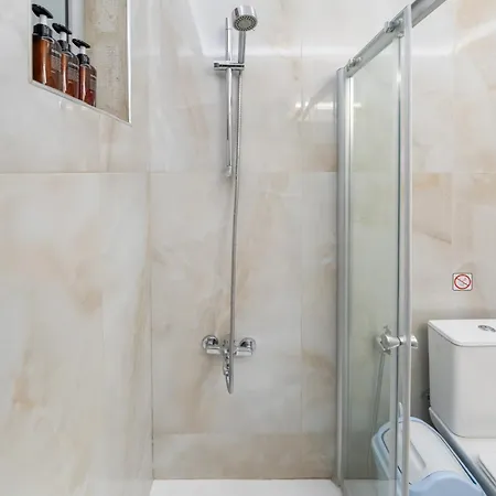 3 Bedroom Flat Central, Beach, Walking Streets Apartament Limassol