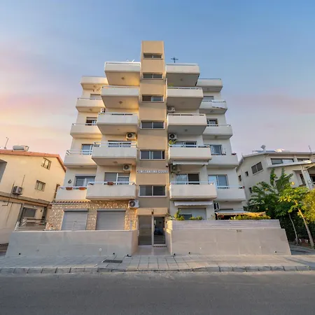Appartement 3 Bedroom Flat Central, Beach, Walking Streets Limassol